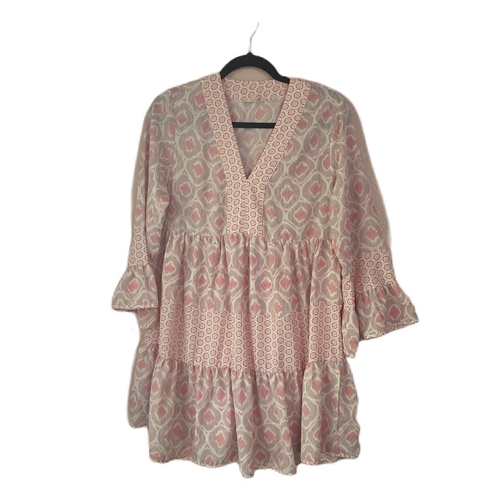 Boho/ indie Pink print tiered babydoll dress, v neck double lined sz small